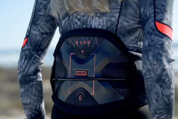 Nova Kite Woman Harness