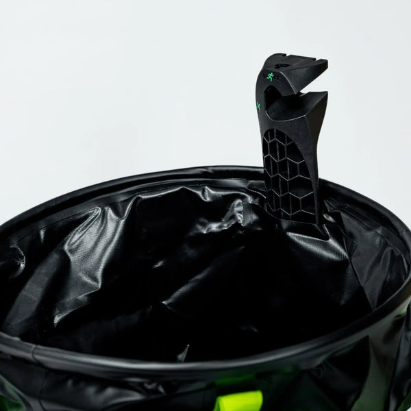 BUX – Wetsuit Change Bucket