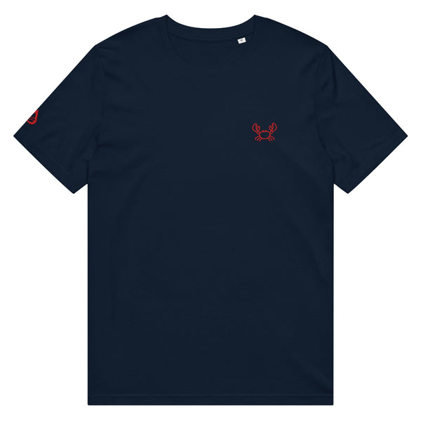 Unisex Bio-T-Shirt in Navy mit roter Krabben-Stickerei, nachhaltig und stylisch.